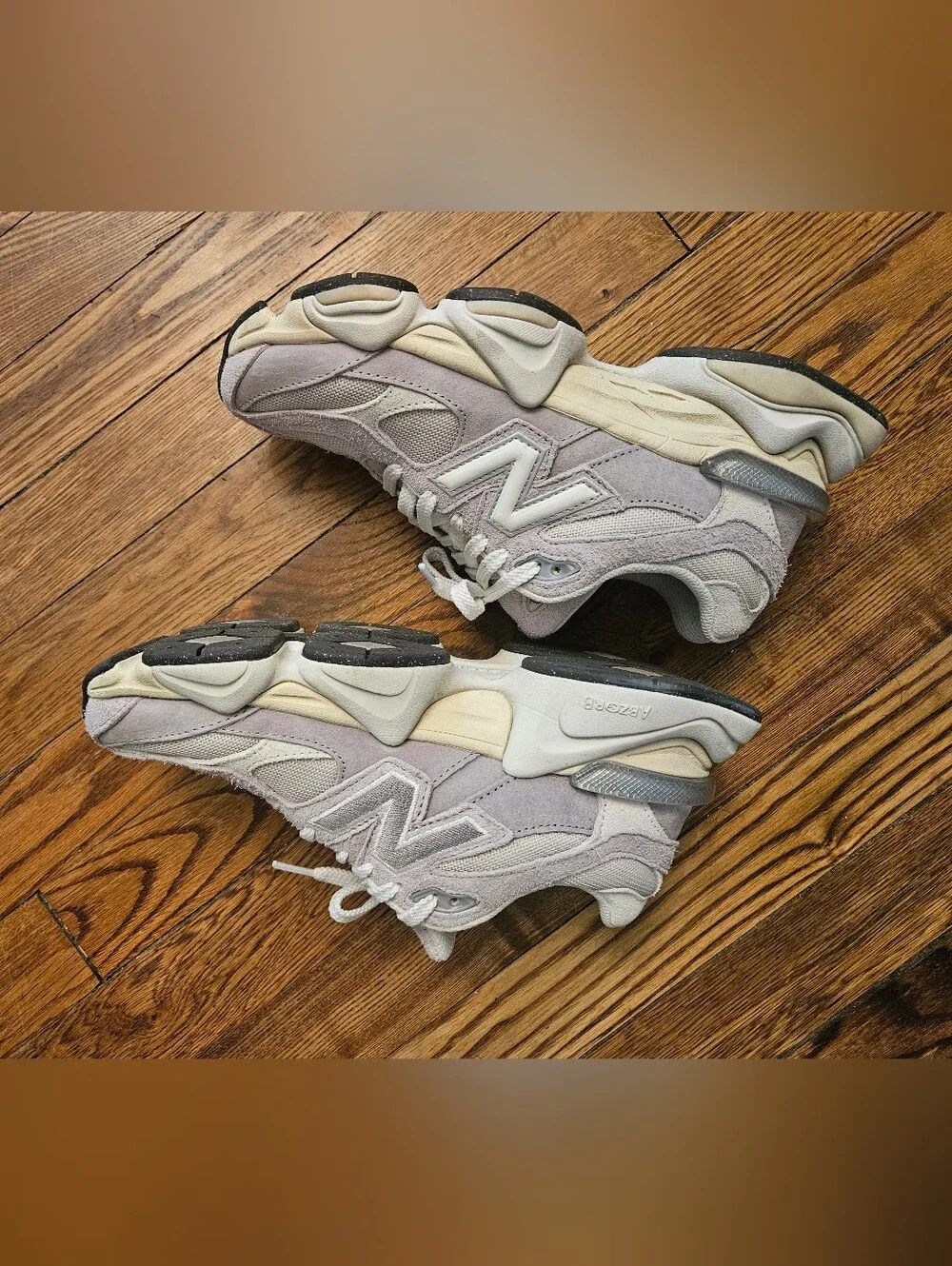 New Balance 9060 Sneakers